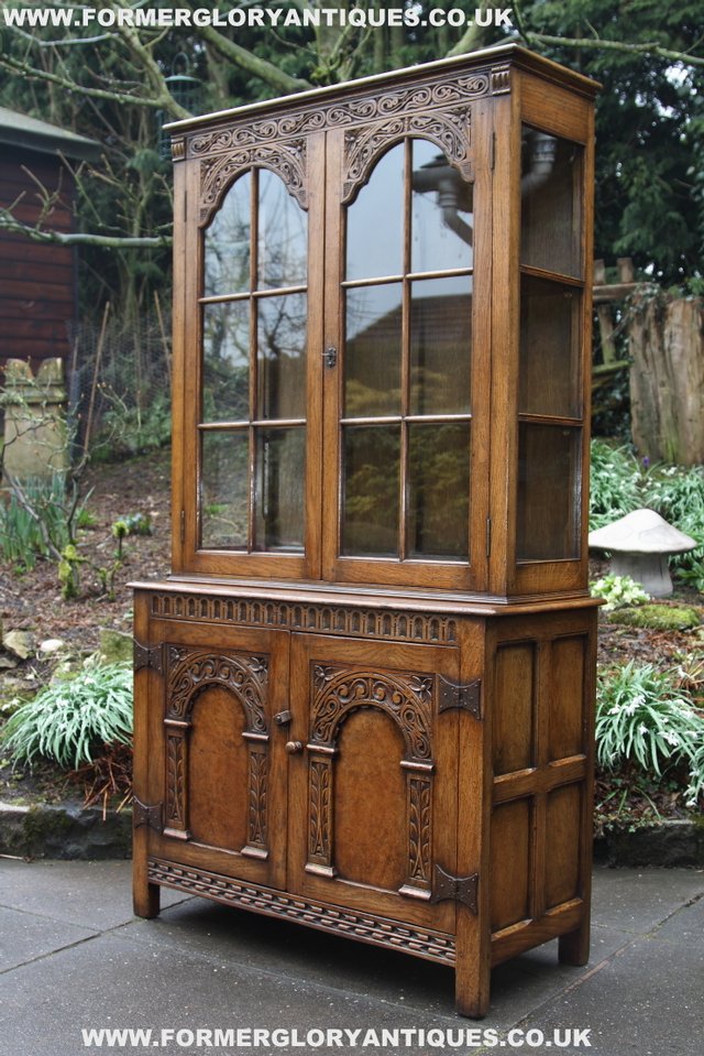 Image 39 of TITCHMARSH GOODWIN STYLE BOOKCASE DISPLAY CABINET CUPBOARD