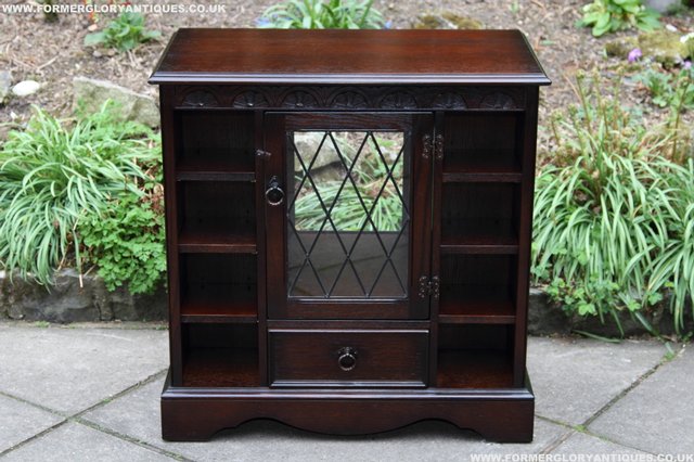 Preview of the first image of JAYCEE TV DVD CD HI-FI CABINET TABLE CUPBOARD BOOKCASE.