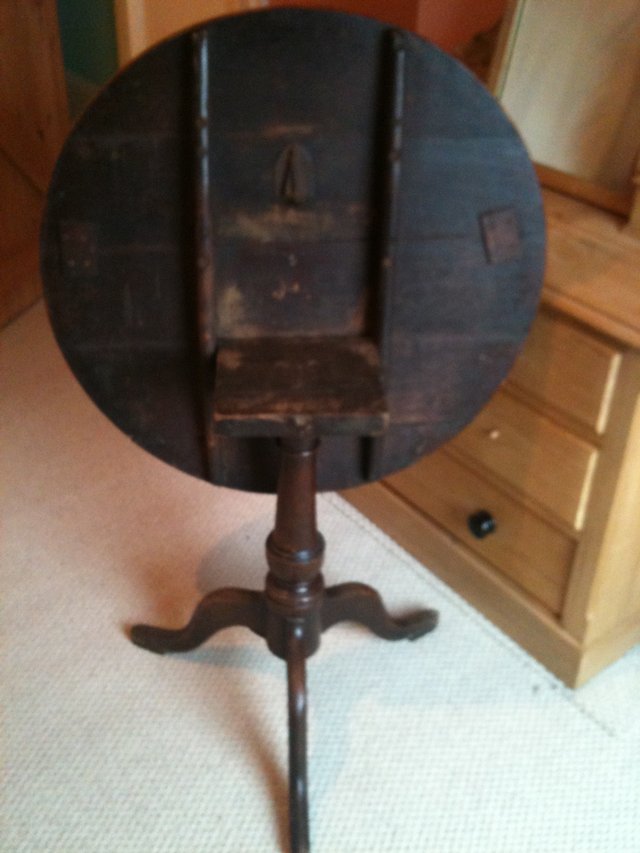 Preview of the first image of GEORGIAN TRIPOD MAHOGANY TILT TOP TABLE.