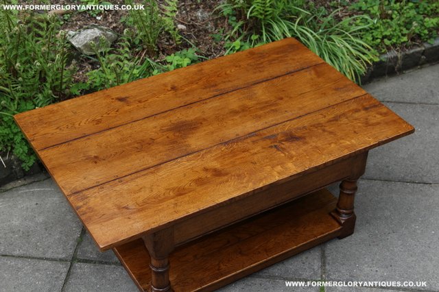 Image 5 of TITCHMARSH GOODWIN STYLE OAK POTBOARD SIDE END COFFEE TABLE
