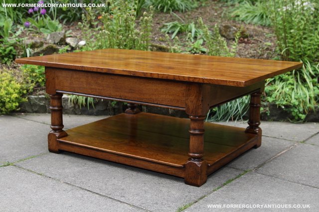 Image 20 of TITCHMARSH GOODWIN STYLE OAK POTBOARD SIDE END COFFEE TABLE