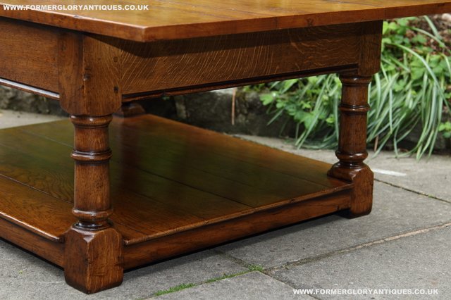 Image 32 of TITCHMARSH GOODWIN STYLE OAK POTBOARD SIDE END COFFEE TABLE