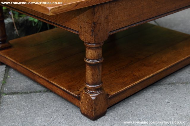 Image 36 of TITCHMARSH GOODWIN STYLE OAK POTBOARD SIDE END COFFEE TABLE