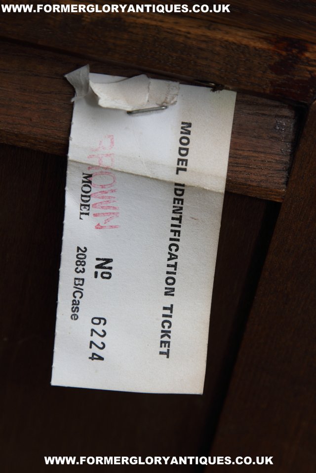 Image 12 of OLD CHARM TUDOR BROWN OAK BOOKCASE SHELVES DISPLAY CABINET