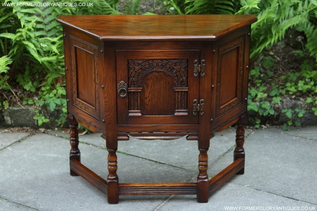 Image 27 of OLD CHARM OAK CABINET CANTED LAMP TABLE CUPBOARD SIDEBOARD