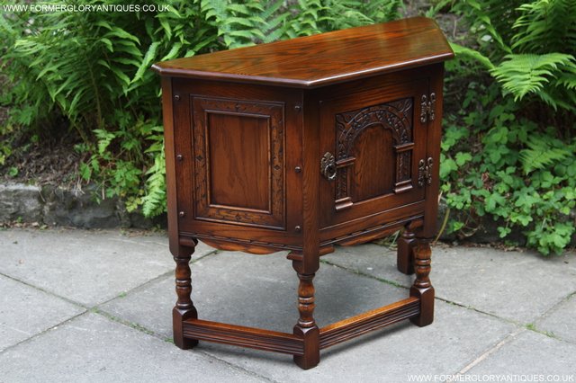Image 30 of OLD CHARM OAK CABINET CANTED LAMP TABLE CUPBOARD SIDEBOARD
