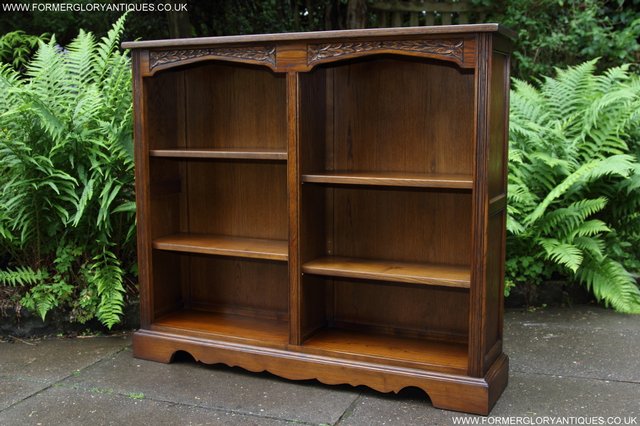 Preview of the first image of OLD CHARM LIGHT OAK BOOKCASE OPEN BOOKSHELVES CD DVD CABINET.