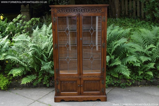 Image 4 of OLD CHARM LIGHT OAK CHINA DISPLAY CABINET CUPBOARD BOOKCASE