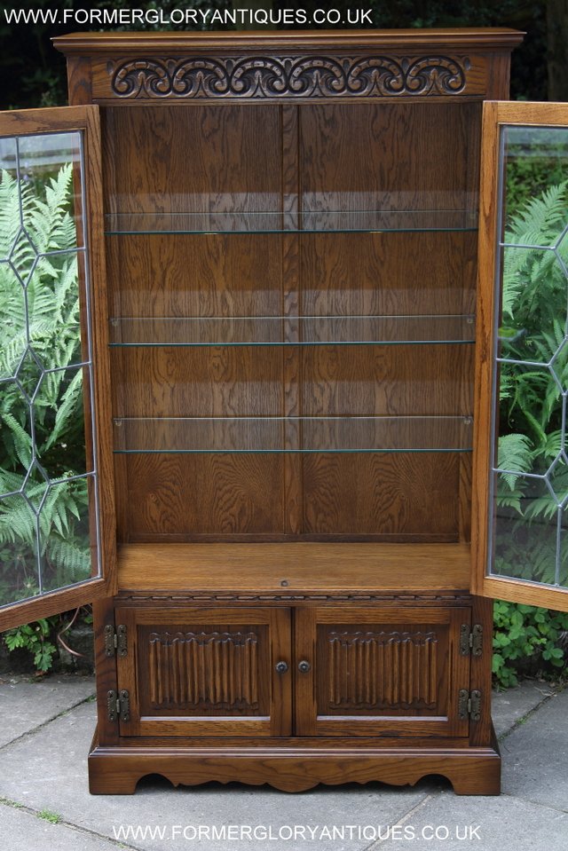 Image 28 of OLD CHARM LIGHT OAK CHINA DISPLAY CABINET CUPBOARD BOOKCASE