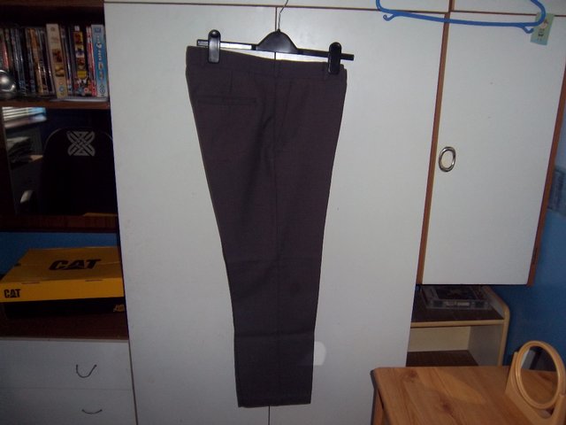 Image 2 of 6 Pairs of Mens Trousers