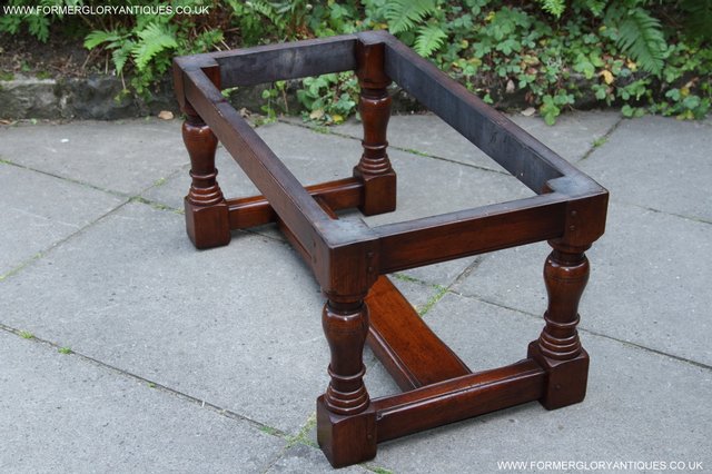 Image 17 of TITCHMARSH GOODWIN STYLE OAK OCCASIONAL COFFEE LAMP TABLE