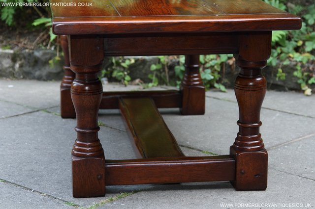 Image 21 of TITCHMARSH GOODWIN STYLE OAK OCCASIONAL COFFEE LAMP TABLE