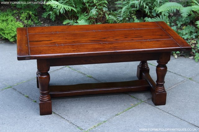 Image 38 of TITCHMARSH GOODWIN STYLE OAK OCCASIONAL COFFEE LAMP TABLE