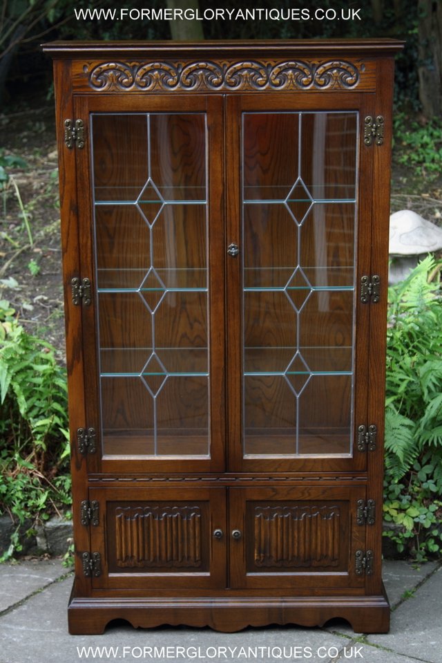 Image 3 of OLD CHARM LIGHT OAK CHINA DISPLAY CABINET CUPBOARD BOOKCASE