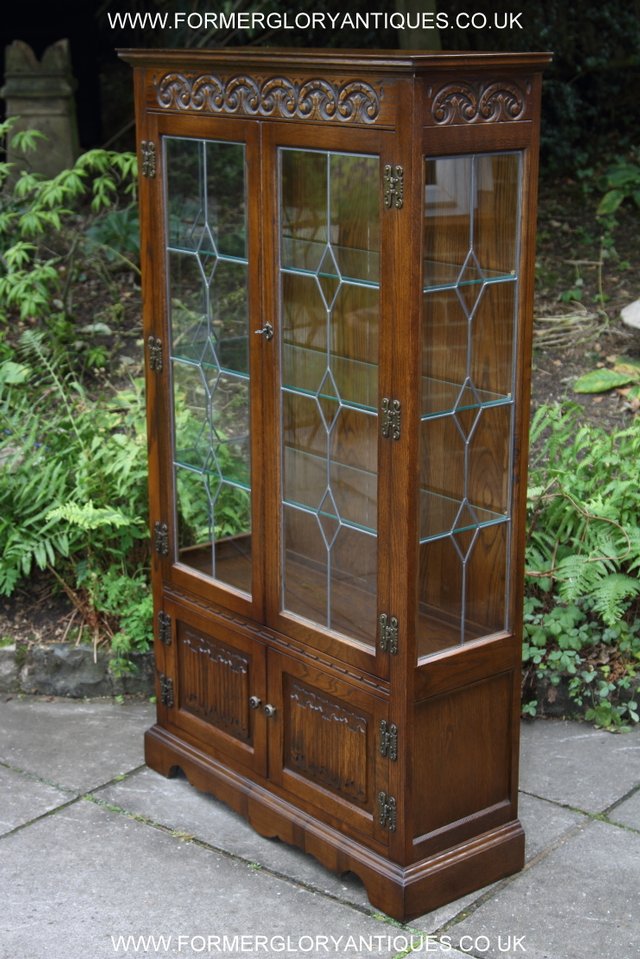 Image 15 of OLD CHARM LIGHT OAK CHINA DISPLAY CABINET CUPBOARD BOOKCASE