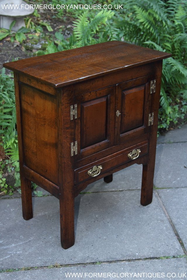 Image 24 of TITCHMARSH & GOODWIN SOLID OAK CABINET CUPBOARD HALL TABLE