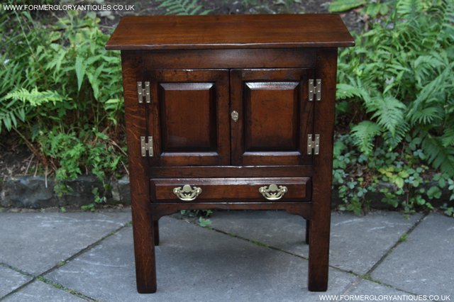 Image 35 of TITCHMARSH & GOODWIN SOLID OAK CABINET CUPBOARD HALL TABLE