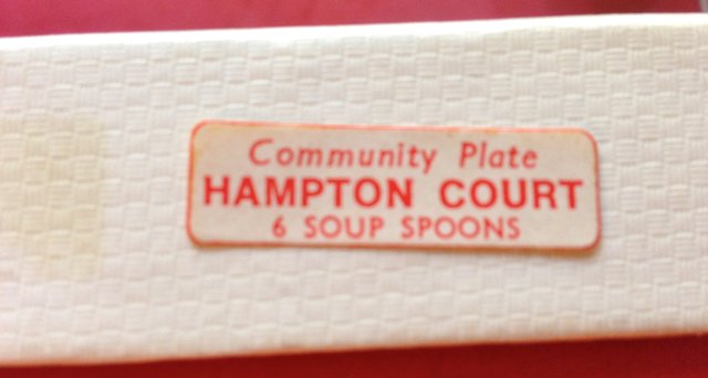 Image 2 of 6 NEW HAMPTON COURT SILVER PLATED SOUP SPOONS IN BOX