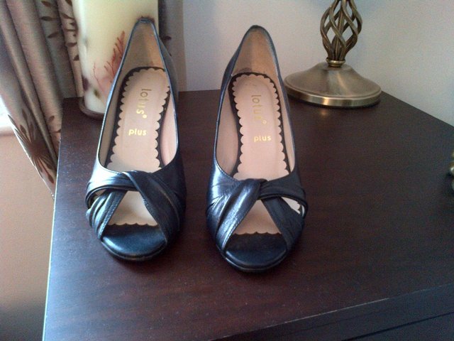 Image 3 of Lotus dark blue leather sandals shoes  size 3