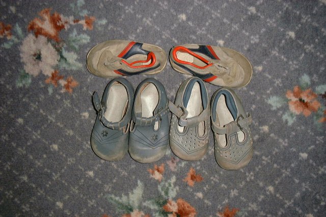 Preview of the first image of CLARKS shoes size 4 babies (3 pair).