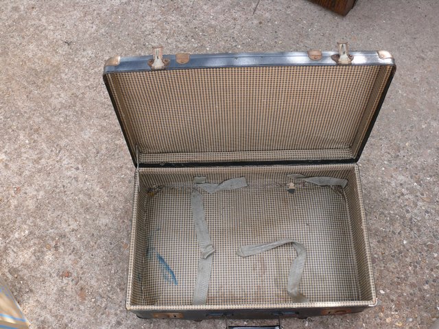 Preview of the first image of Antique Suitcase.