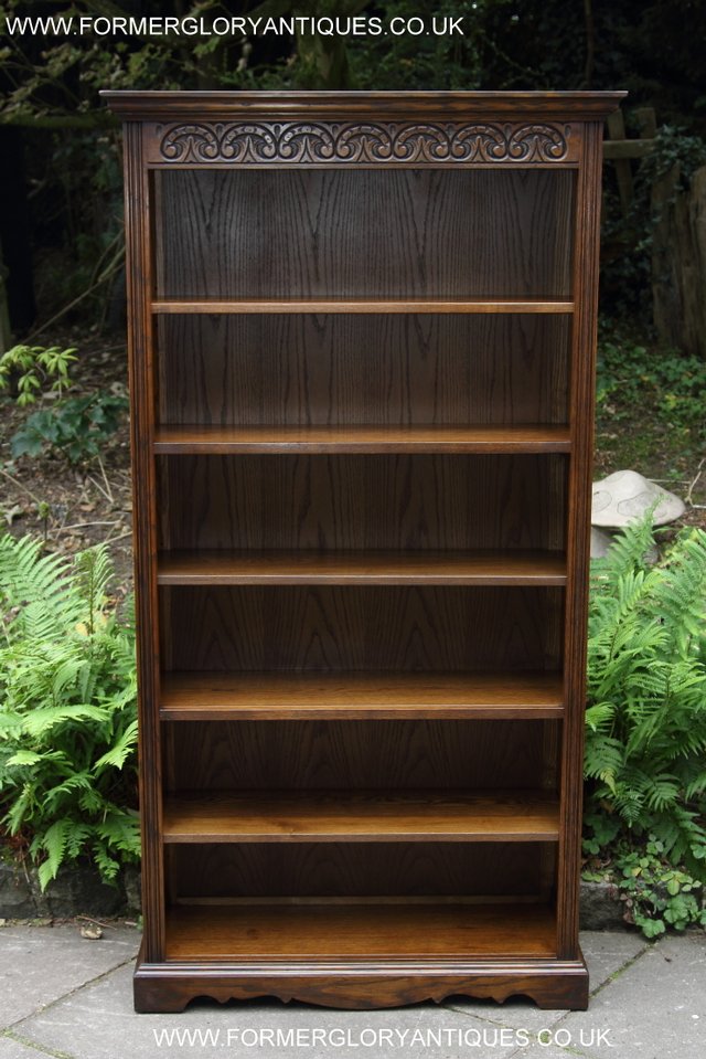 Preview of the first image of OLD CHARM LIGHT OAK BOOKCASE BOOKSHELVES CD DVD CABINET.