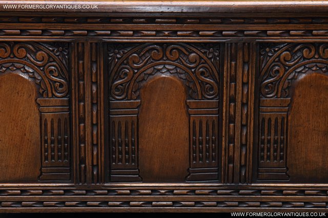 Image 9 of A TITCHMARSH GOODWIN STYLE OAK BLANKET CHEST LOG BOX COFFER
