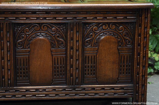 Image 18 of A TITCHMARSH GOODWIN STYLE OAK BLANKET CHEST LOG BOX COFFER