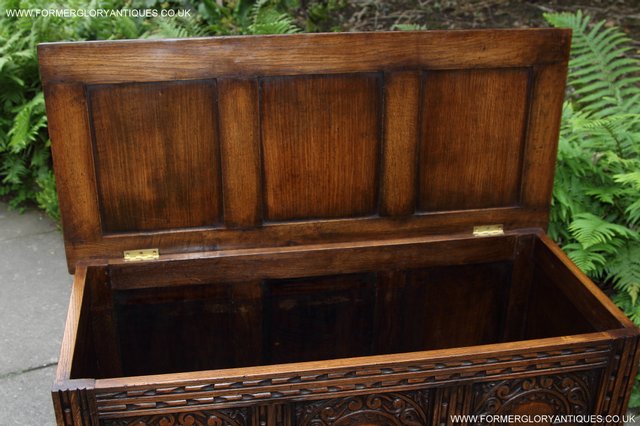 Image 23 of A TITCHMARSH GOODWIN STYLE OAK BLANKET CHEST LOG BOX COFFER