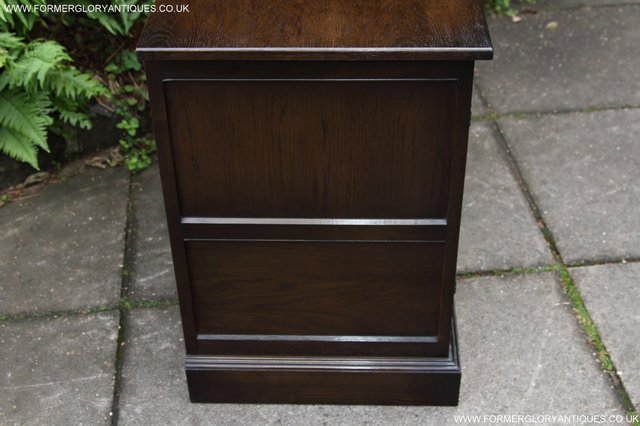 Image 25 of OLD CHARM OAK TV HI FI DVD CD CABINET STAND TABLE SIDEBOARD