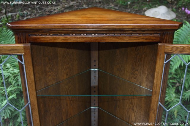 Image 17 of OLD CHARM STYLE OAK CORNER DISPLAY CABINET LAMP PHONE TABLE