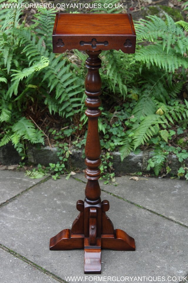 Image 20 of OLD CHARM TUDOR BROWN CARVED OAK PLANT STAND COFFEE TABLE