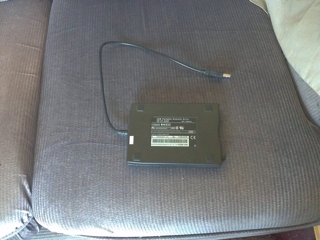 Image 2 of USB Portable Diskette Drive