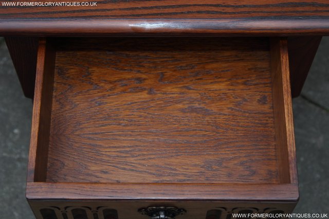 Image 19 of OLD CHARM TUDOR OAK LAMP COFFEE HALL TABLE BEDSIDE CABINET