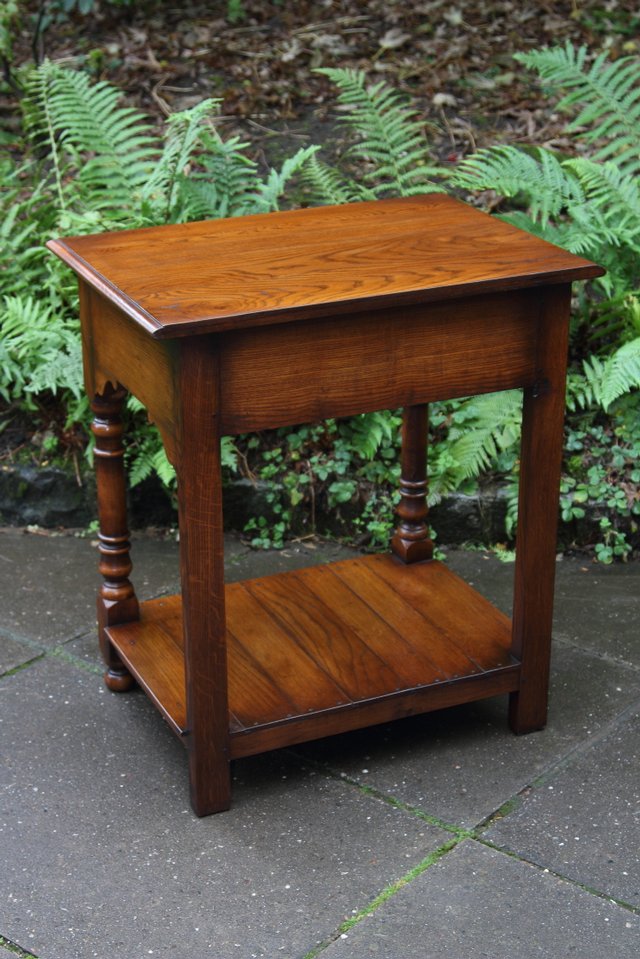 Image 6 of TITCHMARSH GOODWIN STYLE OAK HALL LAMP PHONE TABLE SIDEBOARD