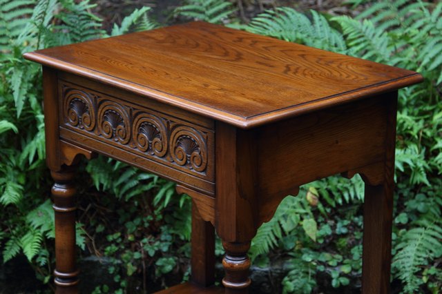 Image 10 of TITCHMARSH GOODWIN STYLE OAK HALL LAMP PHONE TABLE SIDEBOARD