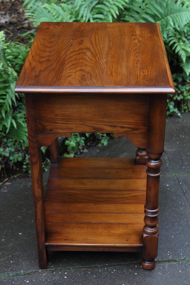 Image 22 of TITCHMARSH GOODWIN STYLE OAK HALL LAMP PHONE TABLE SIDEBOARD