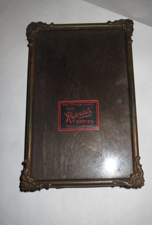 Preview of the first image of Old Picture Frame.