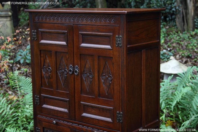 Image 23 of OLD CHARM TUDOR BROWN DRINKS COCKTAIL WINE DISPLAY CABINET