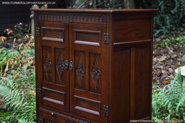 Image 39 of OLD CHARM TUDOR BROWN DRINKS COCKTAIL WINE DISPLAY CABINET