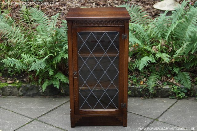 Image 28 of OLD MILL OLD CHARM OAK HI FI TV MUSIC CABINET CUPBOARD TABLE