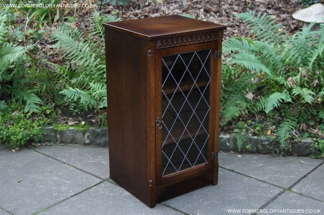Image 36 of OLD MILL OLD CHARM OAK HI FI TV MUSIC CABINET CUPBOARD TABLE