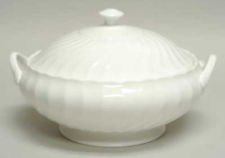 Preview of the first image of Wedgwood Candlelight Tureen.