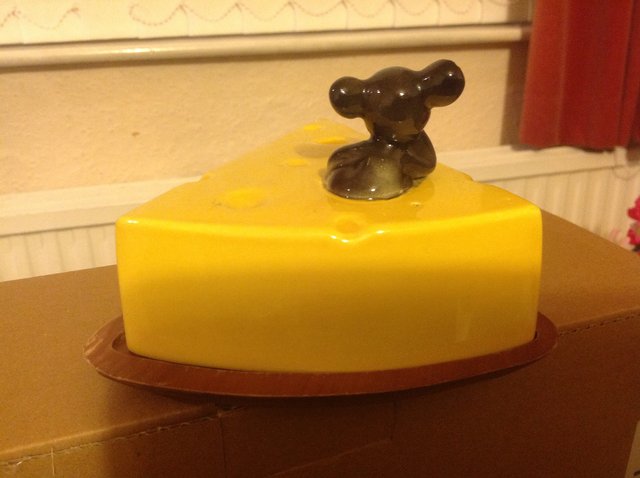 Image 3 of Novelty Cheese Dish with Mouse