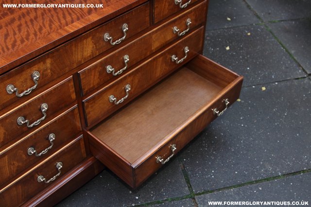 Image 20 of BEVAN FUNNELL MAHOGANY CHEST OF DRAWERS SIDEBOARD HALL TABLE