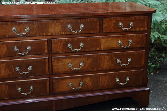 Image 55 of BEVAN FUNNELL MAHOGANY CHEST OF DRAWERS SIDEBOARD HALL TABLE