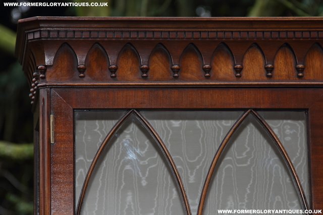 Image 24 of BEVAN FUNNELL MAHOGANY DISPLAY DRINKS CABINET SIDEBOARD