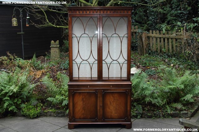 Image 50 of BEVAN FUNNELL MAHOGANY DISPLAY DRINKS CABINET SIDEBOARD