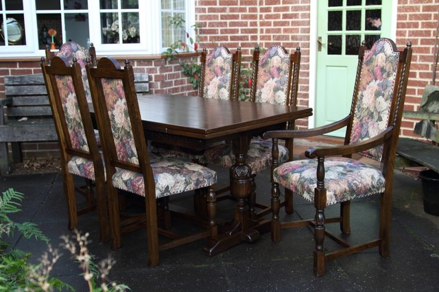 Image 5 of JAYCEE CARVED OAK DINING SET TABLE 6 CHAIRS ARMCHAIRS