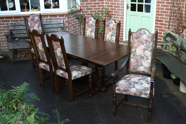 Image 17 of JAYCEE CARVED OAK DINING SET TABLE 6 CHAIRS ARMCHAIRS